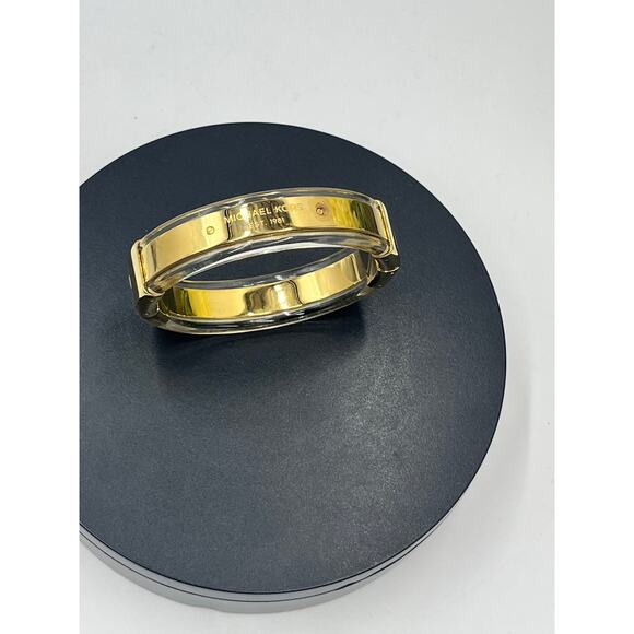 Michael Kors Gold Tone Acetate Acrylic Hinge Logo Plaque Bangle Bracelet MKJ5603 - Picture 6 of 14